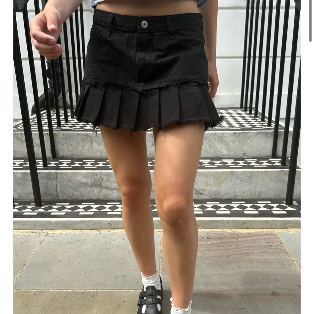 Brandy Melville | Stasy Mini Skirt NWT